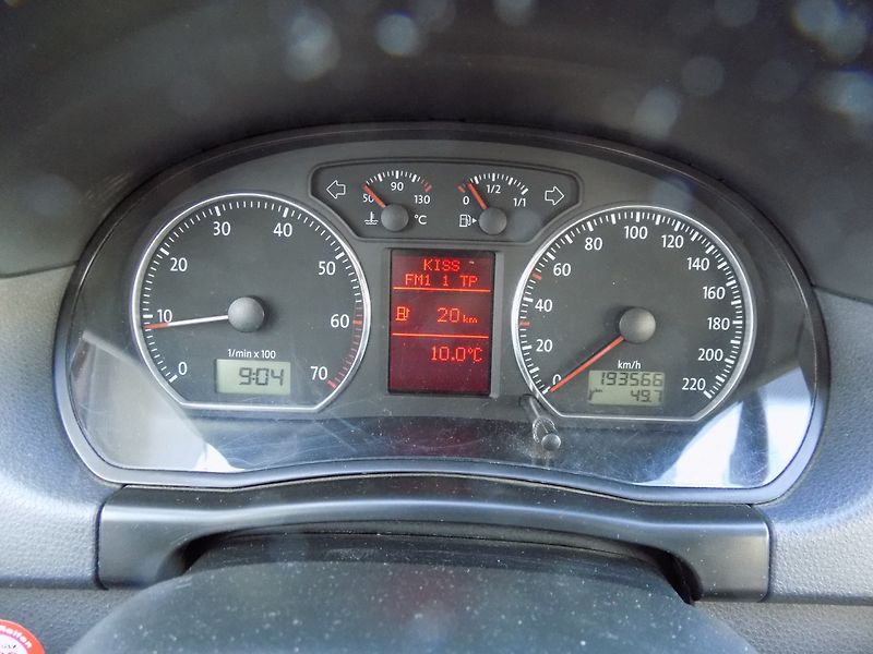 Volkswagen Polo (2006) 1.4MPi/Cross/16V/Klimatizace/ - fotka 25 z 35