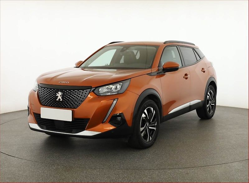 Peugeot 2008 (2020) 1.5 BlueHDi, Automat, ČR,1.maj - fotka 2 z 18