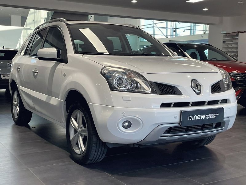 Renault Koleos (2011) Exception 2,0dCi 150k 4x4 - fotka 6 z 26