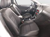 Ford Mondeo (2011) 2.0 TDCi, po STK, oblíbený vůz - náhled 9