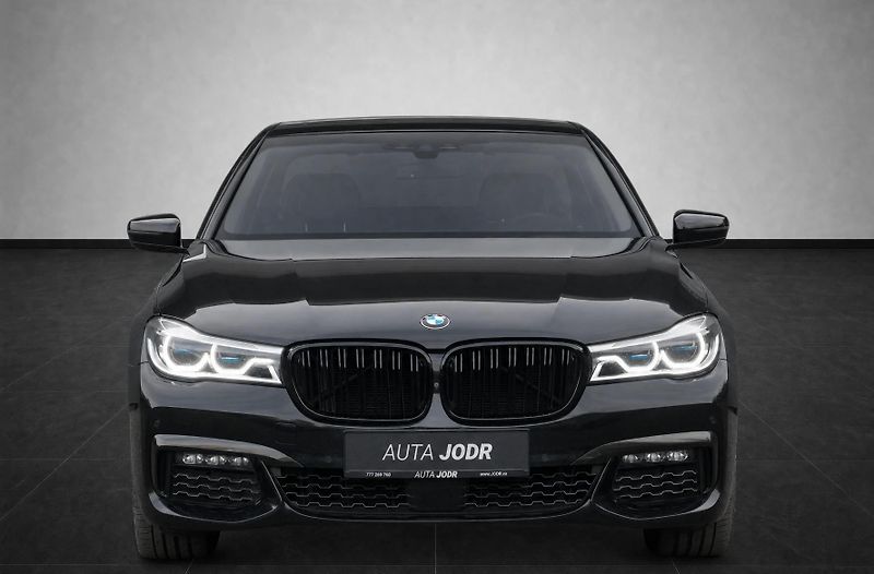 BMW Řada 7 740d xDrive, Laser, Ventilace - fotka 8 z 42