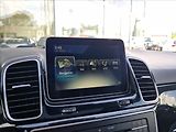 Mercedes-Benz GLE 3,0 i AMG 270kW 4MATIC PANORAM - náhled 38