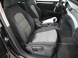 Škoda Superb (2013) 2.0 TDI, ČR, STK6/28 - náhled 12