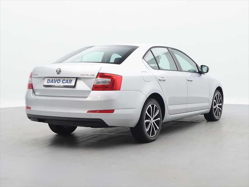 Škoda Octavia 1,6 TDI 77 kW Elegance Aut.kli - fotka 7 z 29