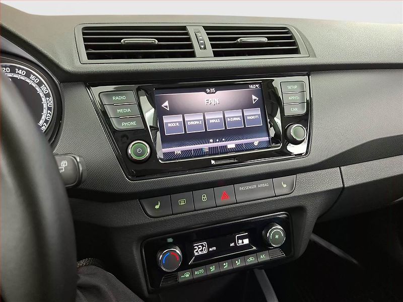 Škoda Fabia (2023) Ambition 1.0 TSI, ČR,1.maj - fotka 12 z 17