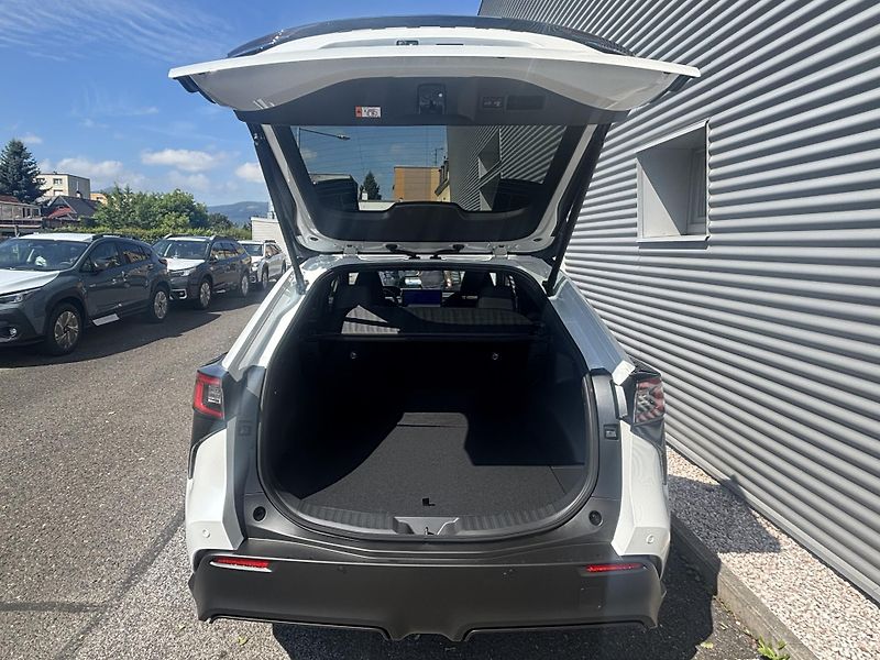 Subaru Solterra (2026) Touring 73 kWh AWD 252 kW - fotka 14 z 74