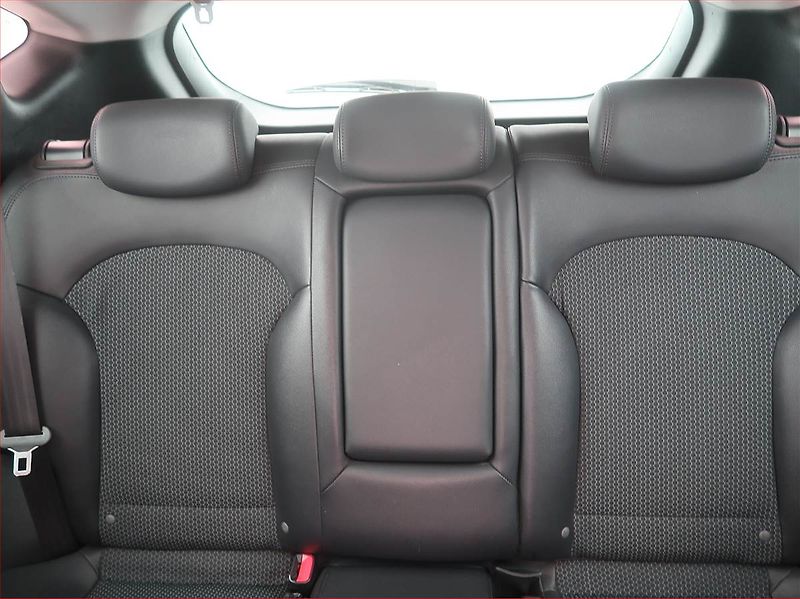 Hyundai ix35 (2010) 2.0 CRDi, 4X4, Automat - fotka 8 z 16