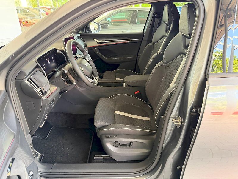 Škoda Kodiaq (2025) Sportline 2.0 TSI / 150 kW 4x4 - fotka 6 z 32