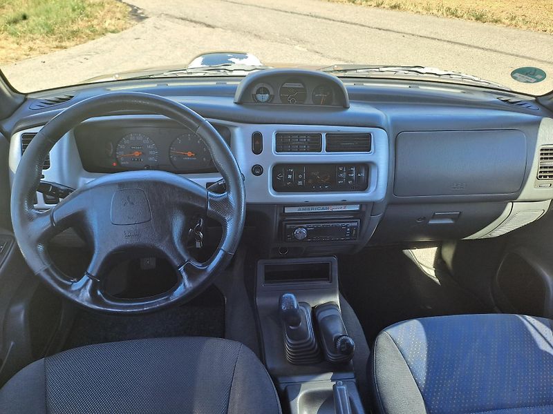 Mitsubishi L200 2.5 TD TAŽNÉ - fotka 16 z 23