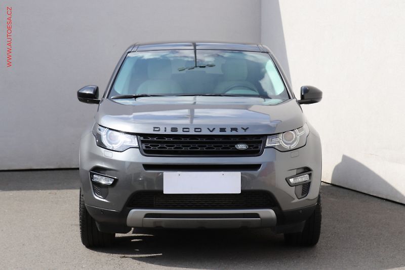 Land Rover Discovery Sport (2017) 2.0 TD4 4x4, AT, bixen, panor - fotka 2 z 3