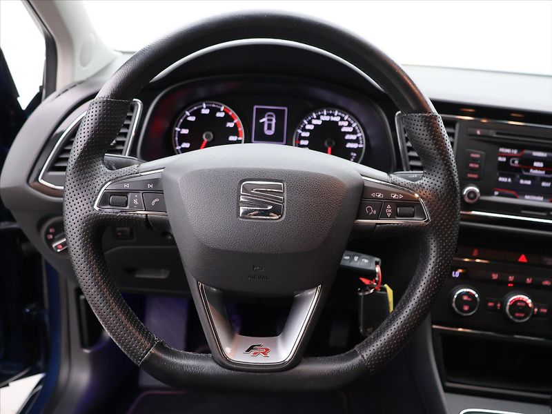 Seat Leon 1,4 TSI 92kW Style CZ - fotka 17 z 33