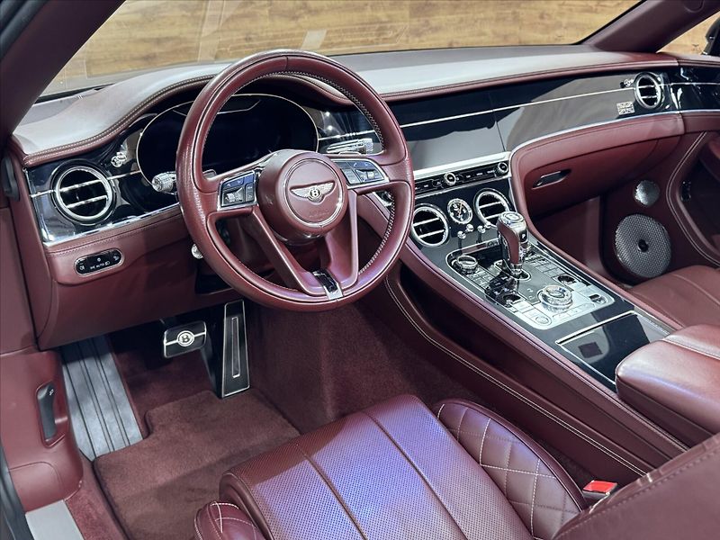Bentley Continental GTC V12 FIRST EDITION NAIM - fotka 10 z 27