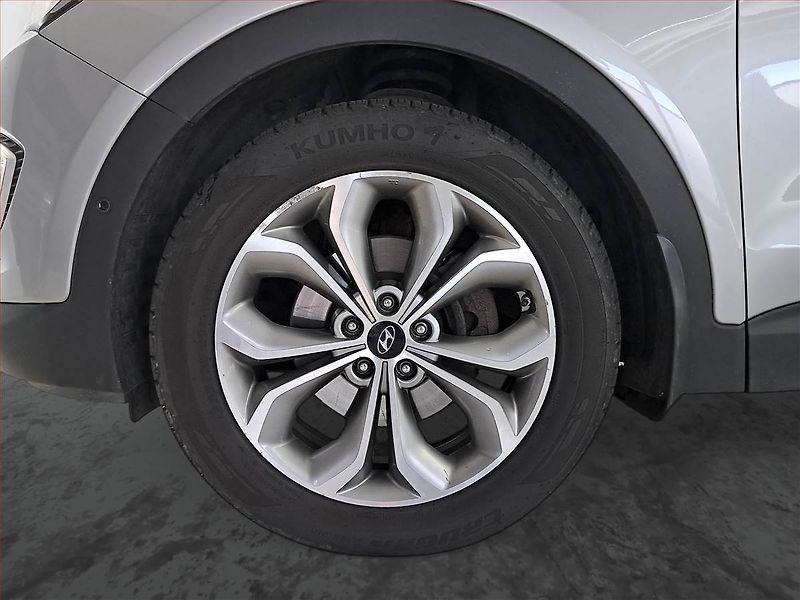 Hyundai Santa Fe (2015) 2.2 CRDi, 4X4, Automat - fotka 15 z 26