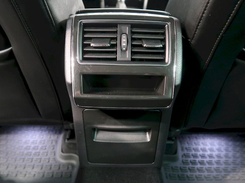 Škoda Superb (2022) STYLE 2.0TSI 140KW - fotka 36 z 39