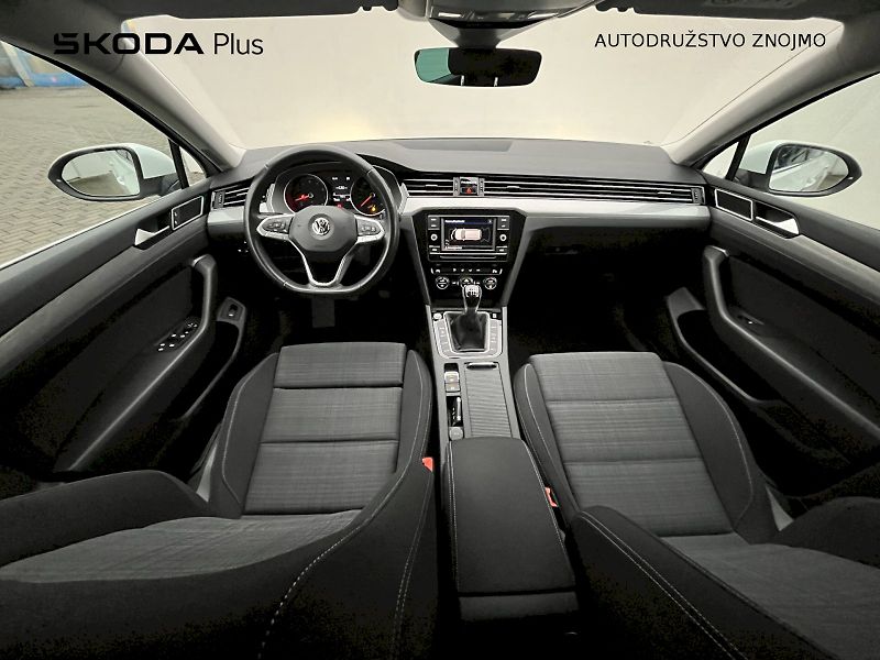 Volkswagen Passat (2020) VARIANT 1,5TSI 110KW BUSINESS - fotka 5 z 24