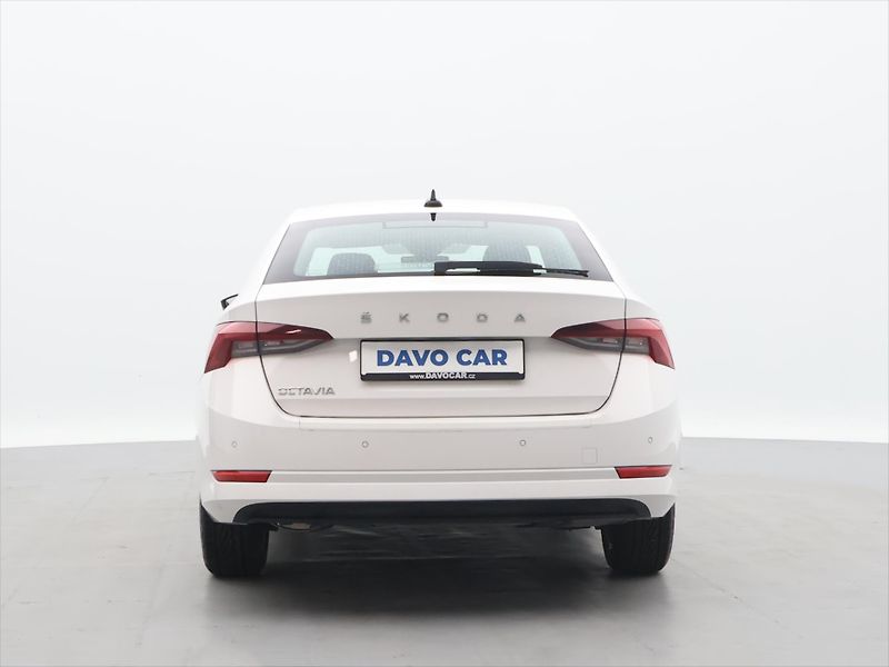 Škoda Octavia 1,5 TSI 110kW Style Aut.klima - fotka 6 z 31