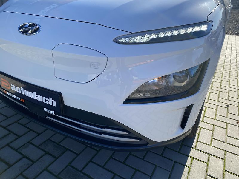 Hyundai Kona EV 100KW - 1xMAJ - DPH - TOP - fotka 9 z 50