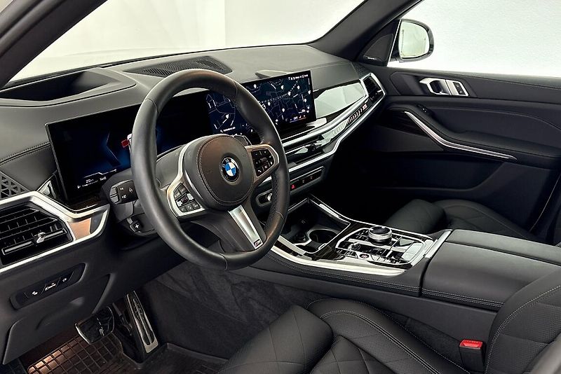 BMW X5 xDrive30d - fotka 6 z 24