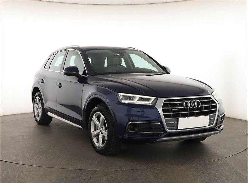 Audi Q5 (2017) basis 2.0 TDI, 4X4, Automat - fotografie inzerátu