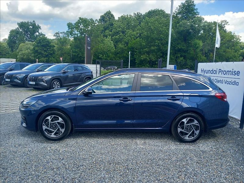 Hyundai i30 1,0 T-GDi, MT STYLE SAFETY - fotka 4 z 25