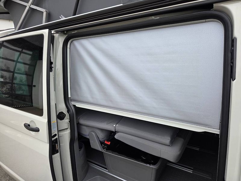 Volkswagen California 2.0 TDI DSG 4M Beach 7míst - fotka 18 z 75