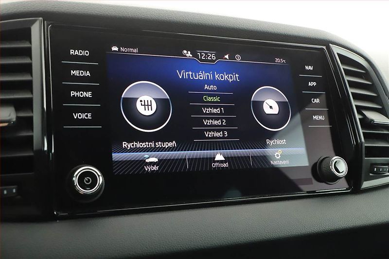 Škoda Karoq (2022) Sportline 2.0 TDI - fotka 15 z 23