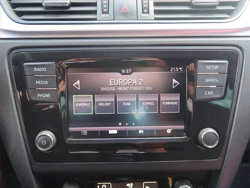 Škoda Rapid (2018) Drive 1.0 TSI, Xenony - fotka 12 z 17