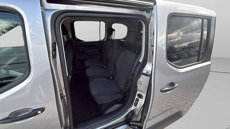 Opel Combo (2026) L1H1 Editon Plus 1.2 TURBO (81 - fotka 19 z 24