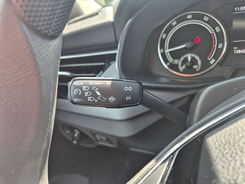 Škoda Kamiq 1,5 TSI 110 kW, CZ, 1. majitel - fotka 17 z 25