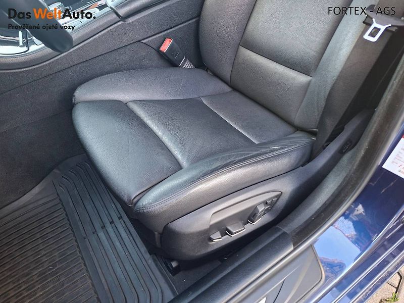BMW Řada 5 (2015) 535D XDRIVE,230kW - fotka 11 z 33