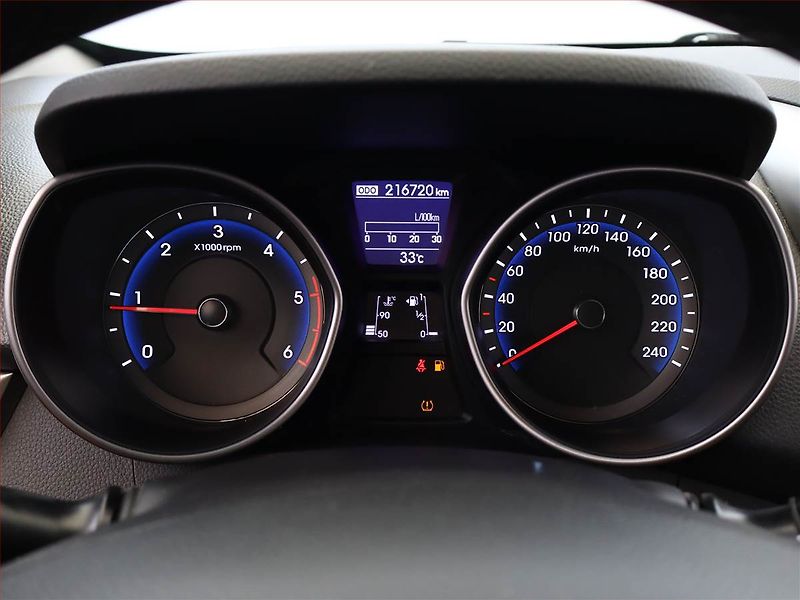 Hyundai i30 (2016) 1.6 CRDi, Tempomat - fotka 9 z 12
