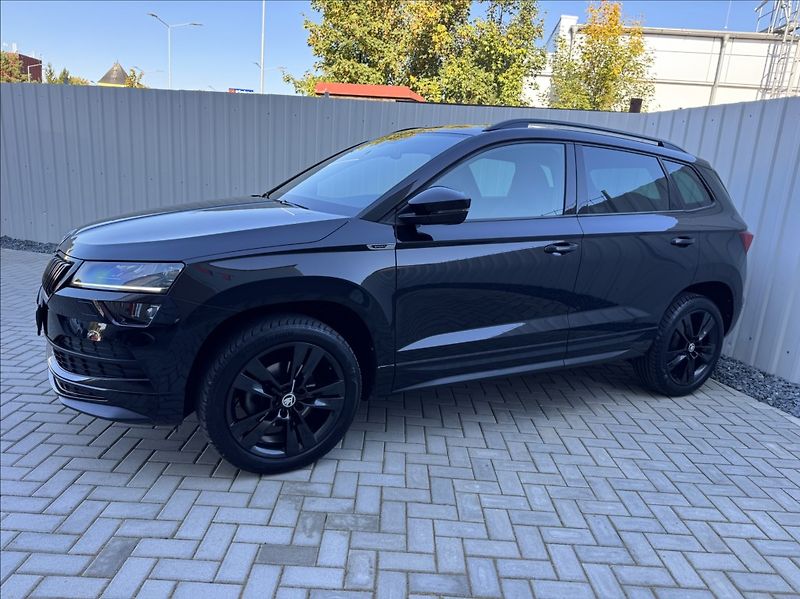 Škoda Karoq 1,5 TSI DSG SPORTLINE DPH ČR - fotka 3 z 50