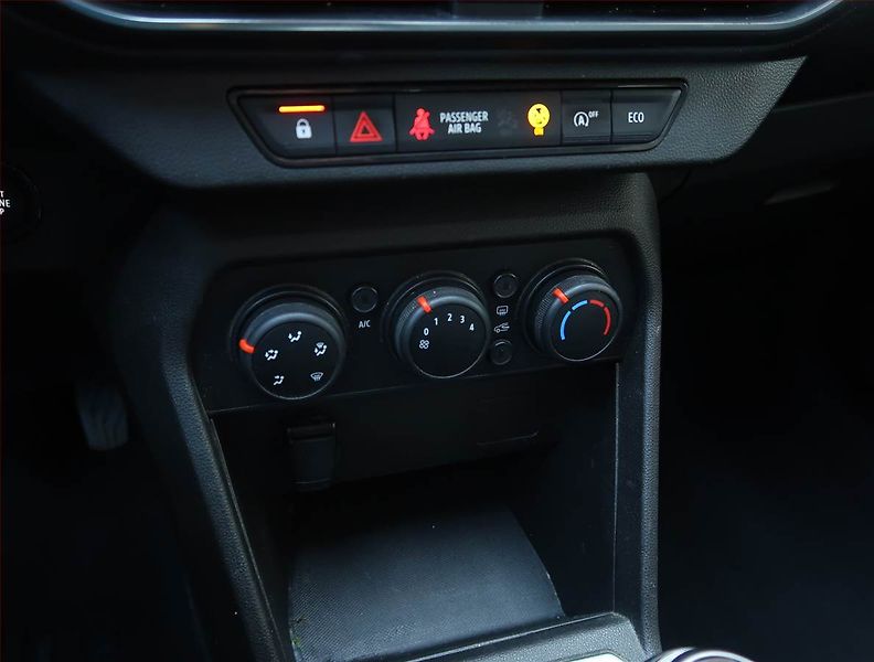 Dacia Sandero (2021) Stepway 1.0 TCe, Serv.kniha - fotka 16 z 16