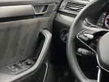 Škoda Superb 2,0 TDI DSG SportLine TAŽNÉ - náhled 14