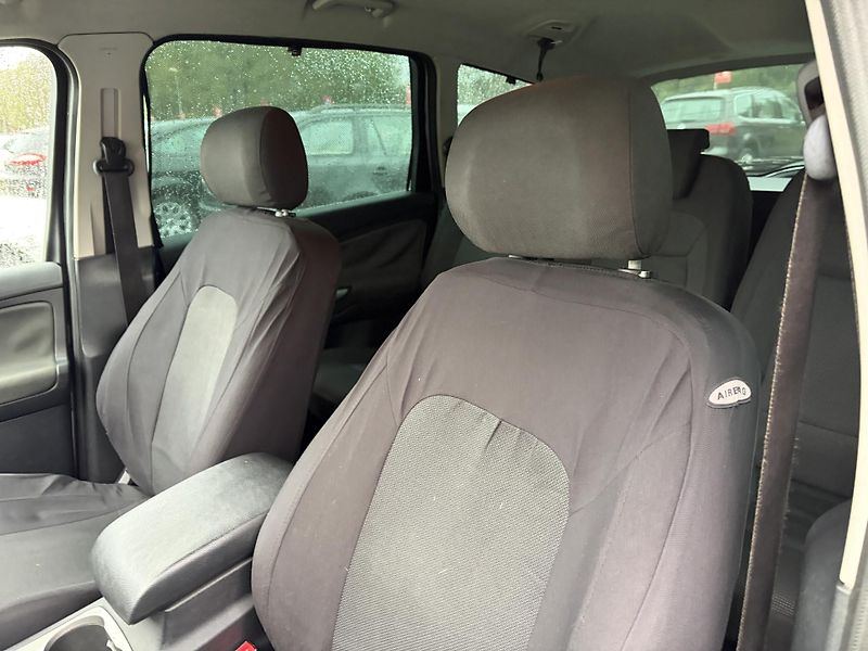 Ford S-MAX - fotka 15 z 20