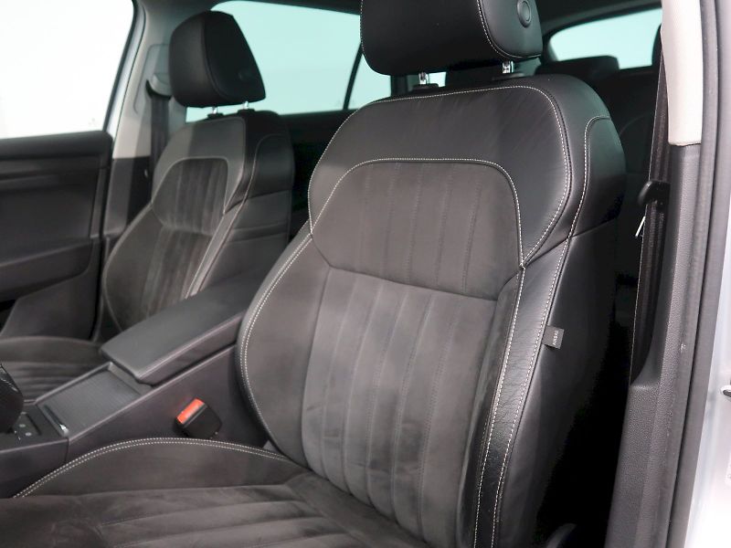 Škoda Superb (2022) STYLE 2.0TDI 147KW 4x4 DSG TAŽ - fotka 15 z 40