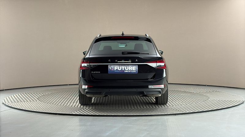 Škoda Superb 2.0 TSI DSG Style Combi - fotka 5 z 30