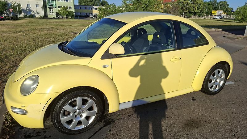 Volkswagen New Beetle (1999) - fotka 3 z 14