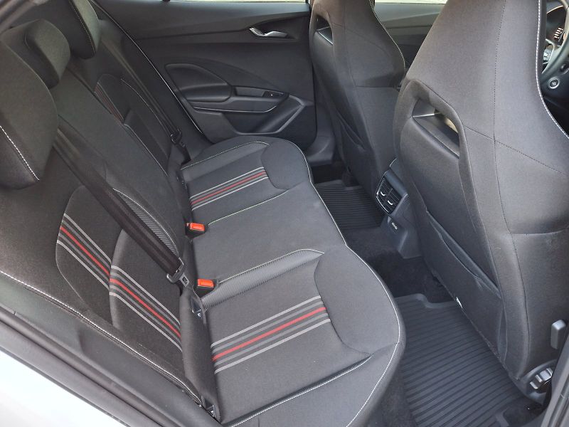 Škoda Fabia (2025) Monte Carlo DSG 1,0TSi 85kW - fotka 13 z 35