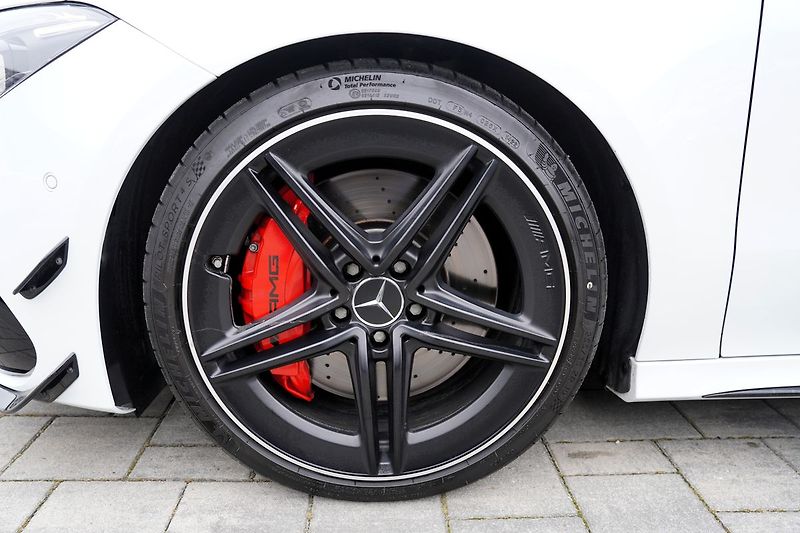Mercedes-Benz CLA 45s AMG/4Matic+/Aero - fotka 13 z 50
