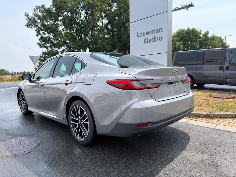 Toyota Camry 2.5 HEV Executive - fotka 5 z 5