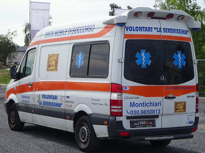Mercedes-Benz Sprinter PLNĚ VYBAVENÝ SANITNÍ VŮZ - fotka 6 z 20