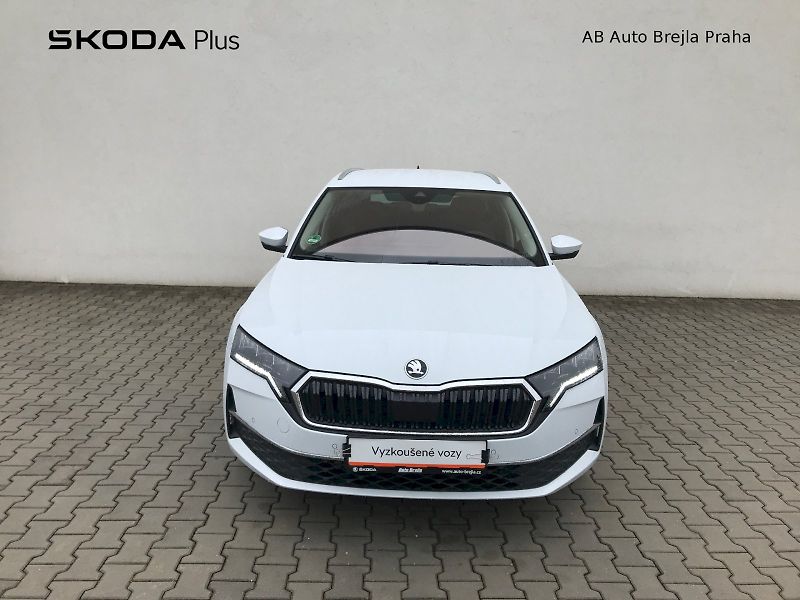 Škoda Octavia (2025) COMBI TOP SELECTION 1,5 TSI 11 - fotka 4 z 27
