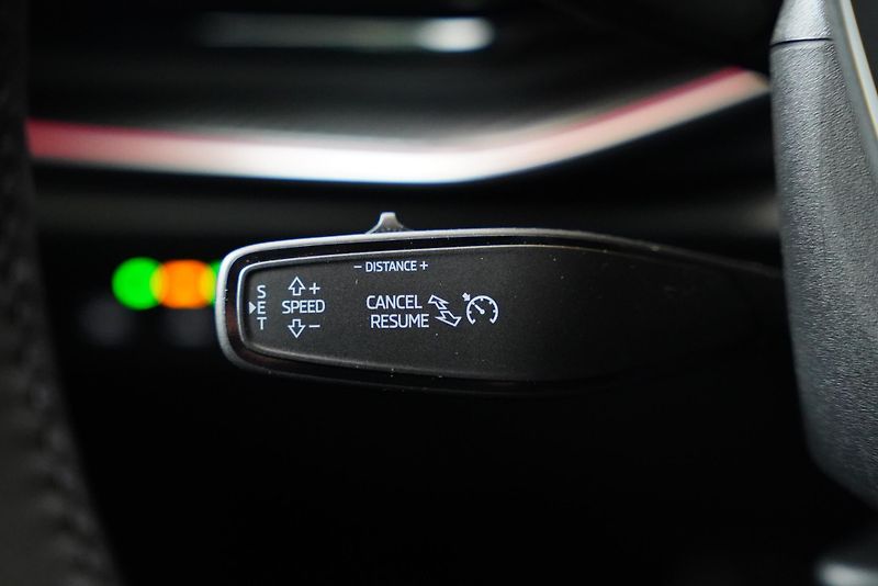 Škoda Superb - fotka 17 z 28
