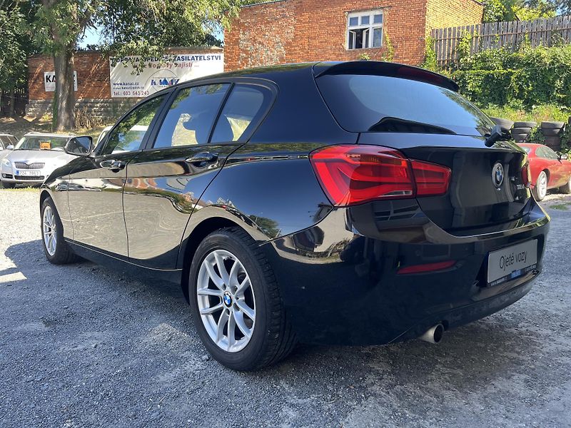 BMW Řada 1 (2016) 116 D 85 Kw - fotka 7 z 19