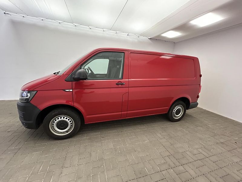 Volkswagen Transporter 2.0 TDI - fotka 3 z 23