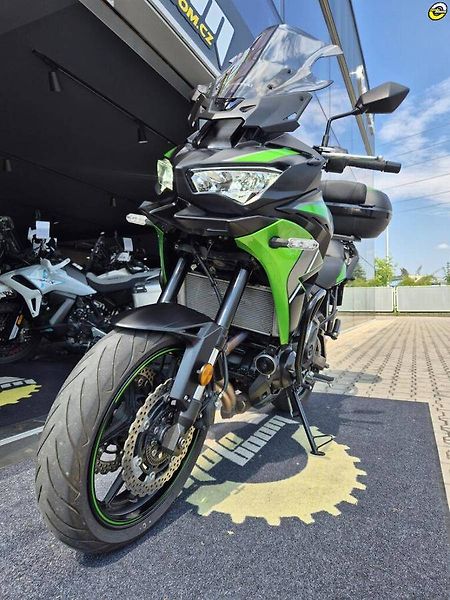 Kawasaki Versys 650 (2024) - fotka 10 z 19