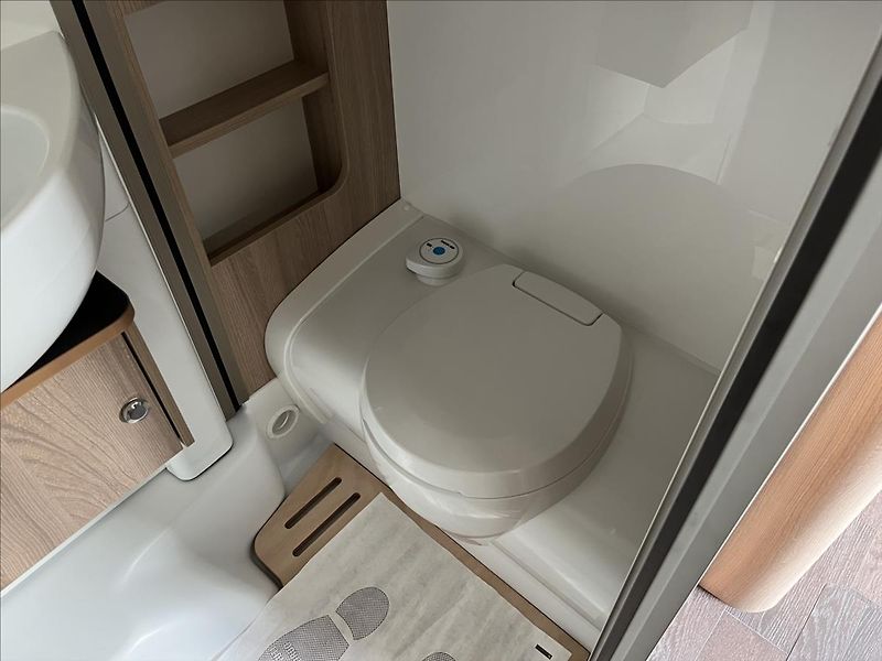 Laika Ecovip H2109 MJTD  2,2 - fotka 10 z 15