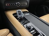 Volvo XC90 B5 AWD INSCRIPTION AUT CZ - náhled 27