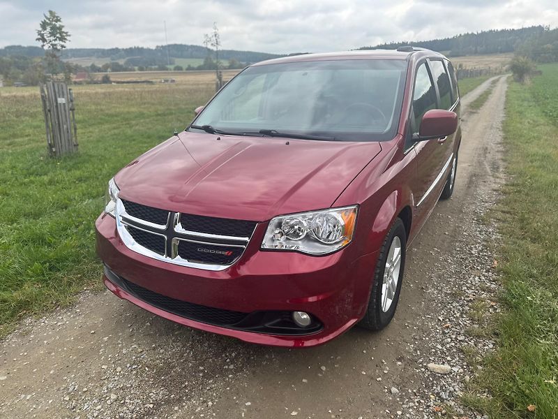 Dodge Grand Caravan (2016) 3.6 V6 SERVISNÍ KNIHA - fotka 12 z 40